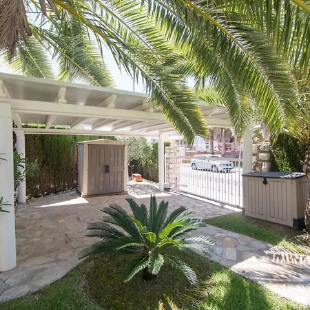 Vila Casa Cyriel Oliva