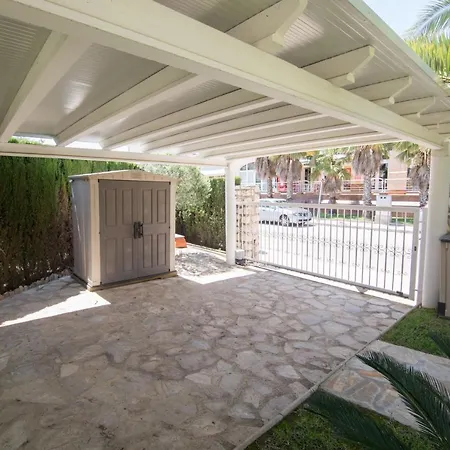 Vila Casa Cyriel *